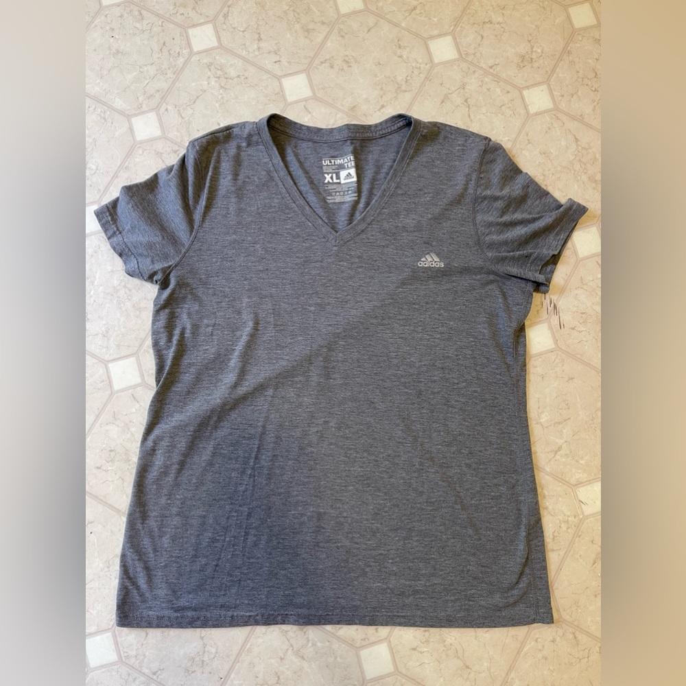 ADIDAS Ultimate Tee women's XLARGE
